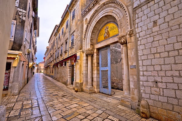 Eufrasiusbasilikan, Kroatien