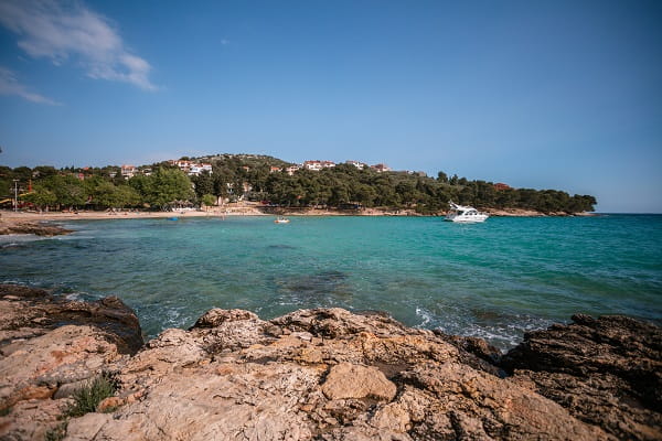 Strand Slanica - Murter, Kroatien