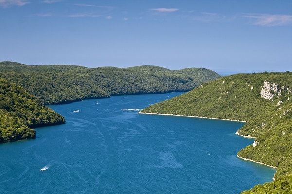 Lim-bukten, Kroatien